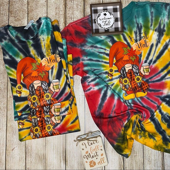 Tie dye fall gnome tee - Picture 2 of 2